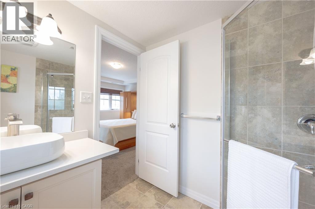 255 MAITLAND Street Unit# 2C thumbnail 29