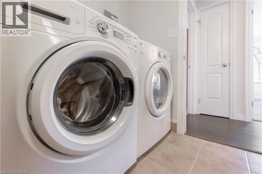 255 MAITLAND Street Unit# 2C thumbnail 33