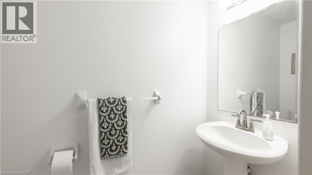 85 BANKSIDE Drive Unit# E34 thumbnail 4