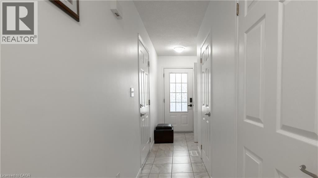 85 BANKSIDE Drive Unit# E34 thumbnail 3