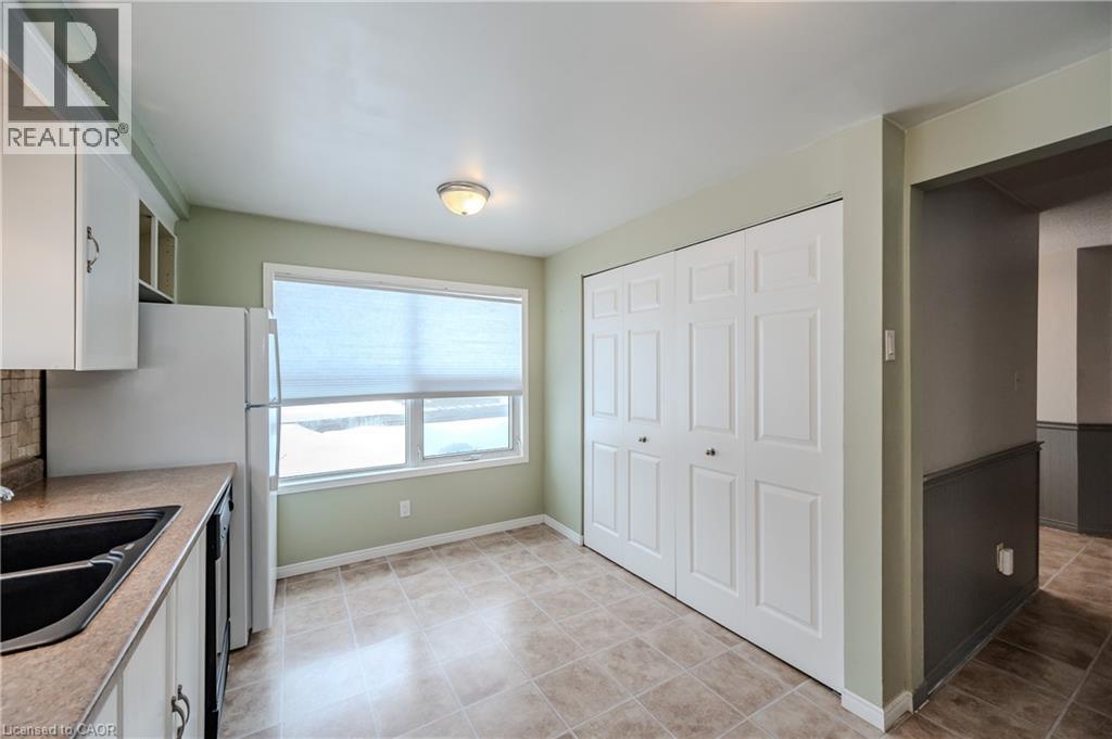 3 ROLLING BROOK Lane thumbnail 4