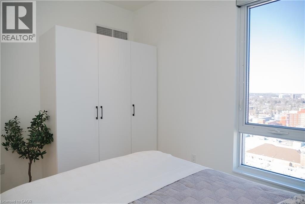 741 KING Street W Unit# 1704 thumbnail 11