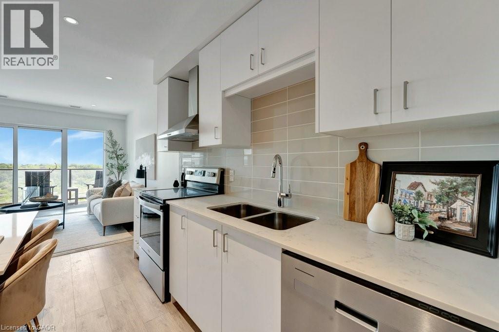 15 GLEBE Street Unit# 1511 thumbnail 16