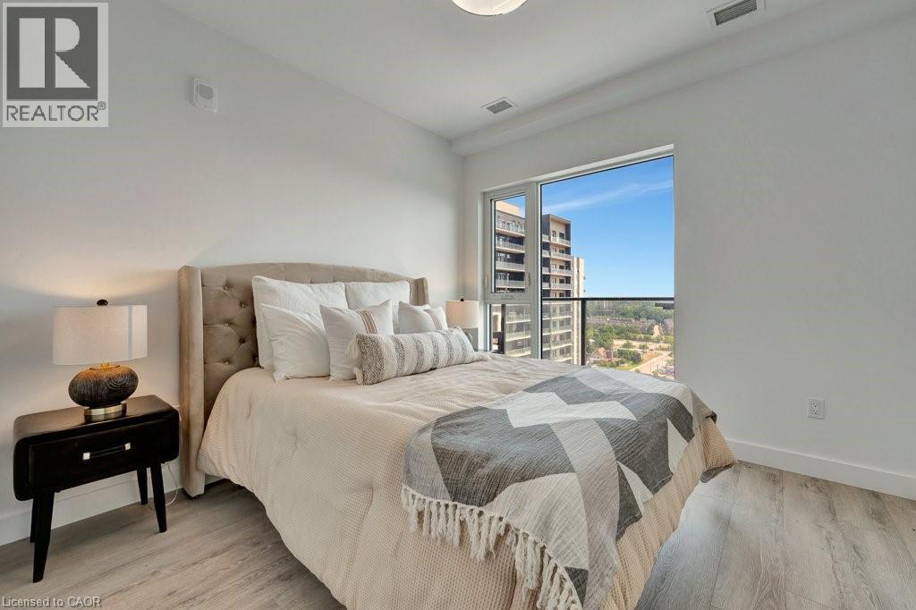 15 GLEBE Street Unit# 1511 thumbnail 28