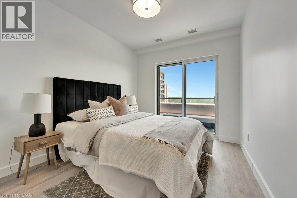 15 GLEBE Street Unit# 1511 thumbnail 32