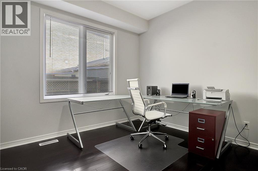 320 ROBERT FERRIE Drive thumbnail 19