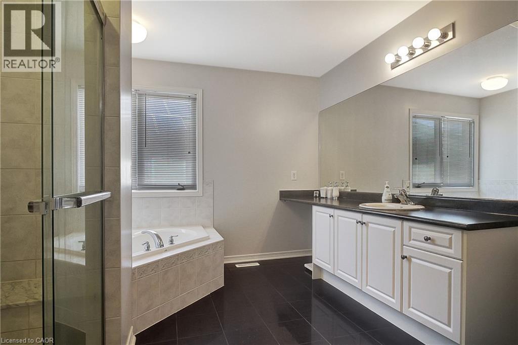 320 ROBERT FERRIE Drive thumbnail 32