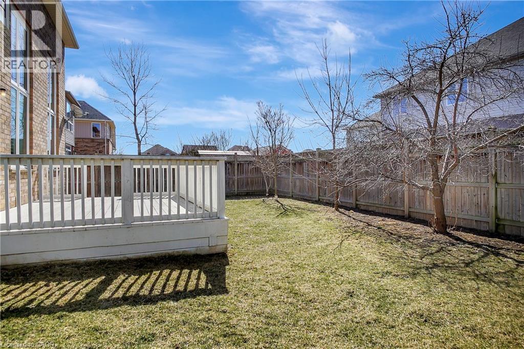 320 ROBERT FERRIE Drive thumbnail 38