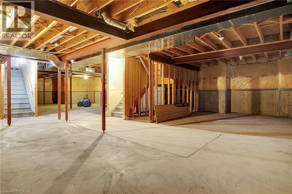 320 ROBERT FERRIE Drive thumbnail 39