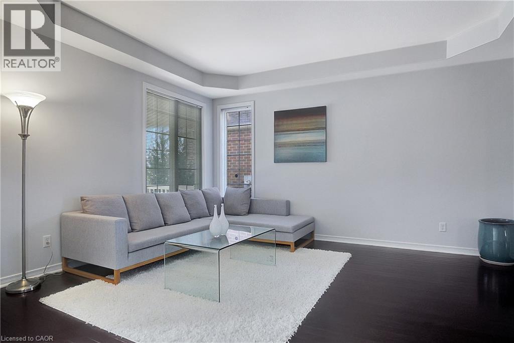 320 ROBERT FERRIE Drive thumbnail 4