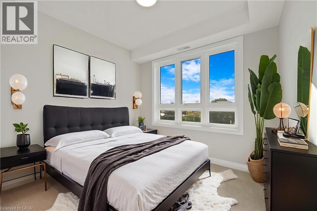 410 NORTHFIELD Drive W Unit# E10 thumbnail 24