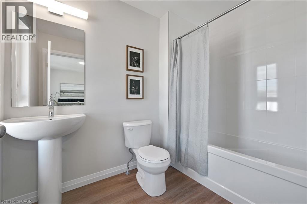 410 NORTHFIELD Drive W Unit# E16 thumbnail 23