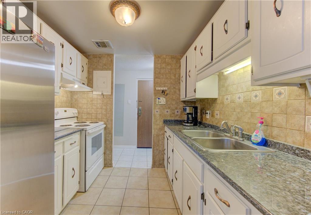 4 AVALON Place Unit# 103 thumbnail 16