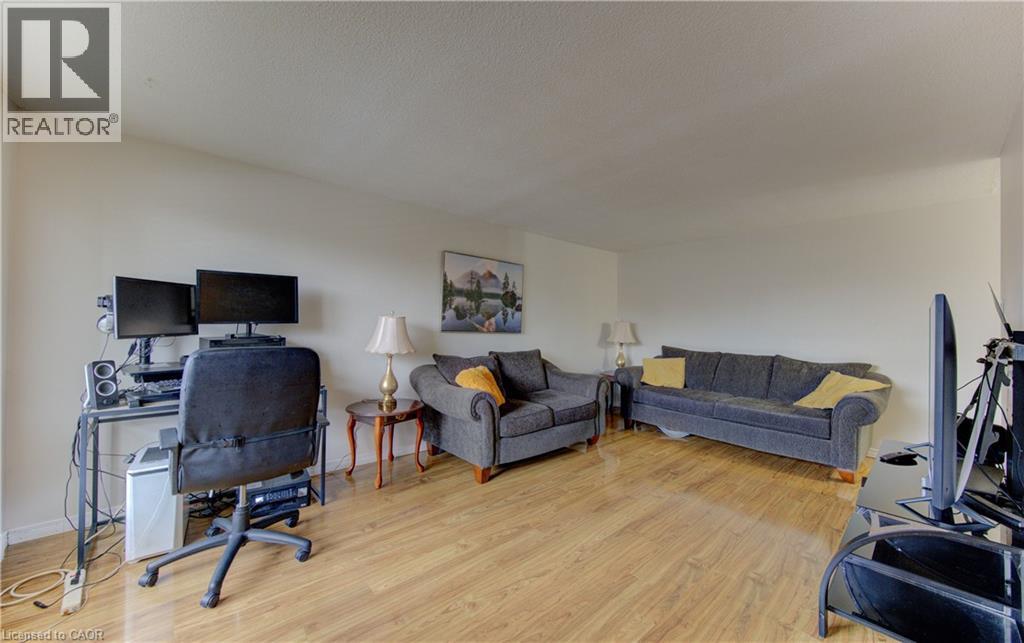 4 AVALON Place Unit# 103 thumbnail 18