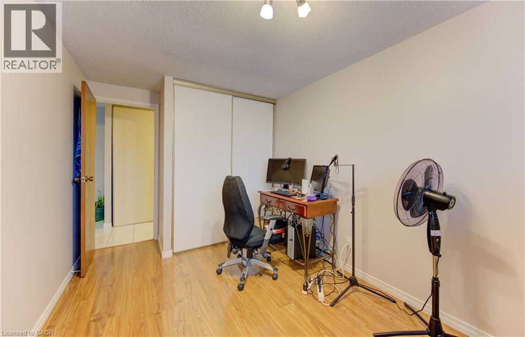 4 AVALON Place Unit# 103 thumbnail 31