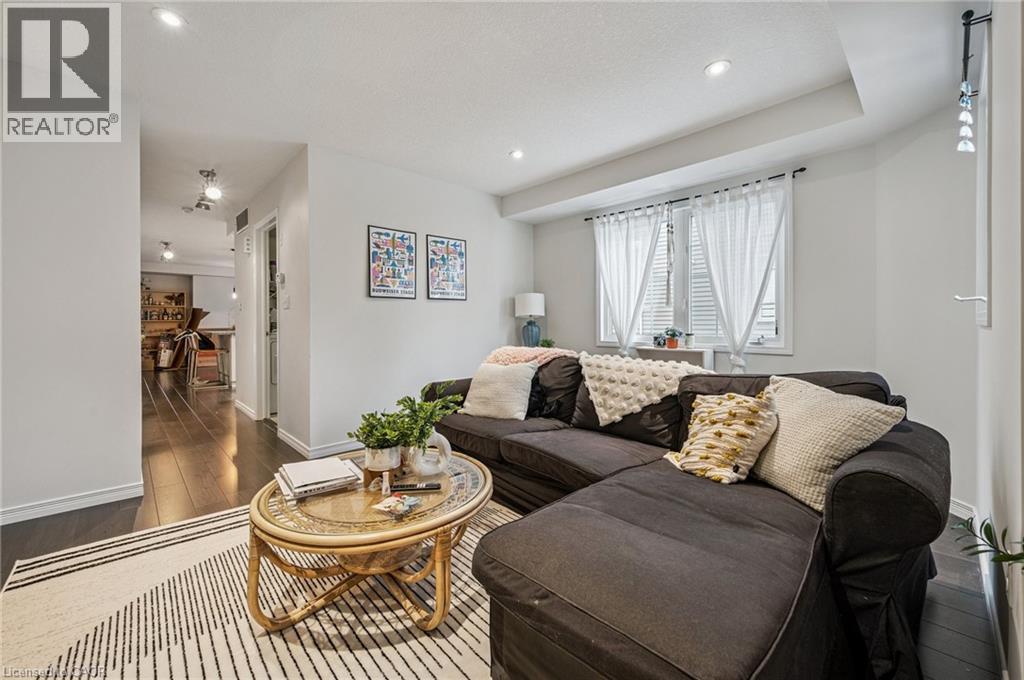 931 GLASGOW Street Unit# 4B thumbnail 14