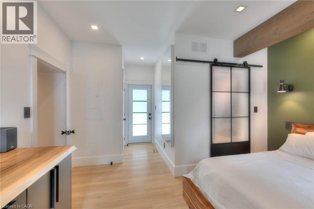 38 SHIRK Place thumbnail 23