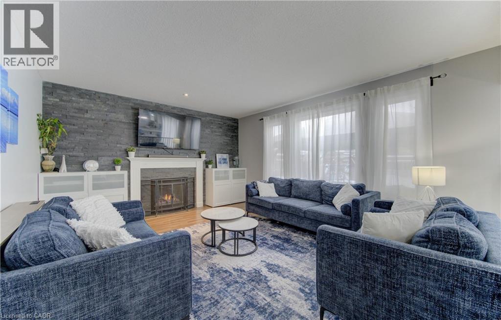 21 WEST TREE Drive thumbnail 19