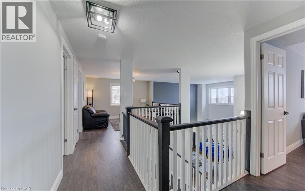 21 WEST TREE Drive thumbnail 25