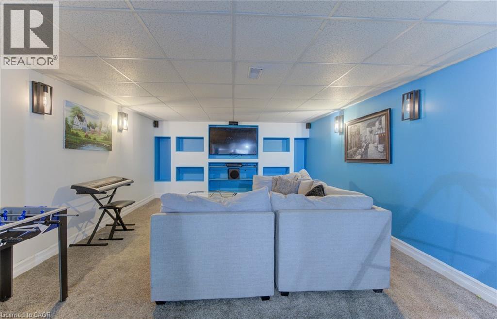 21 WEST TREE Drive thumbnail 34