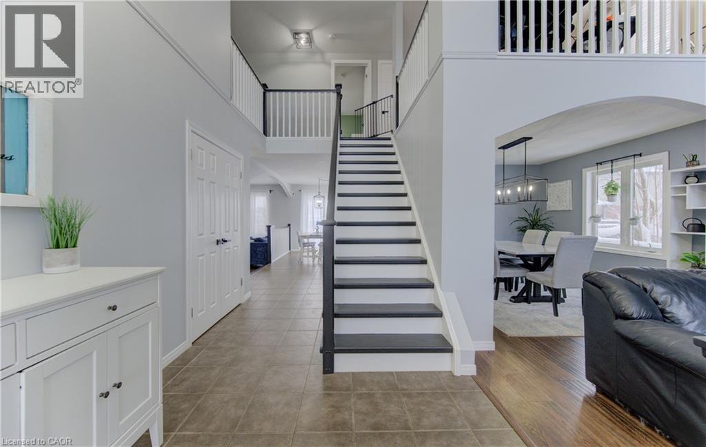 21 WEST TREE Drive thumbnail 4