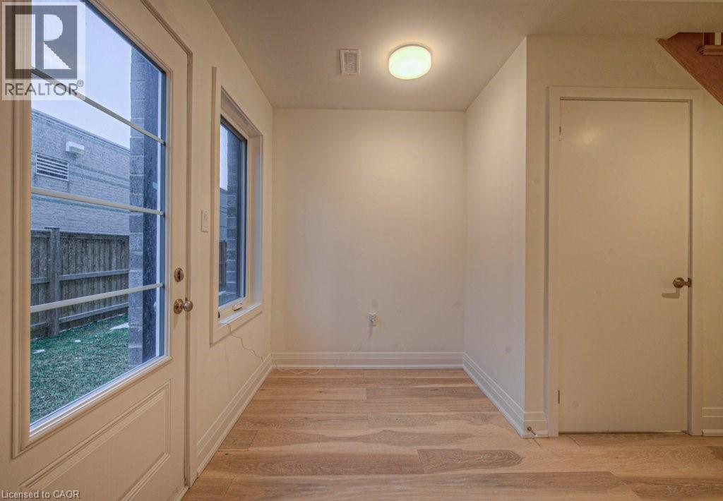 258 HESPELER Road Unit# 8 thumbnail 5