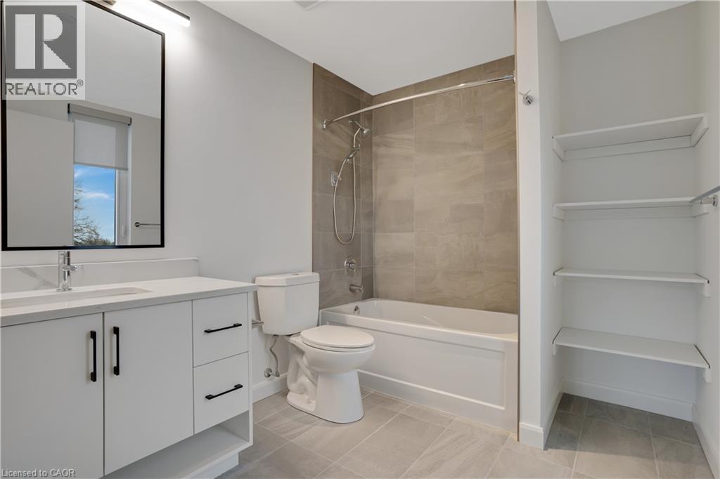 741 KING Street W Unit# 313 thumbnail 19