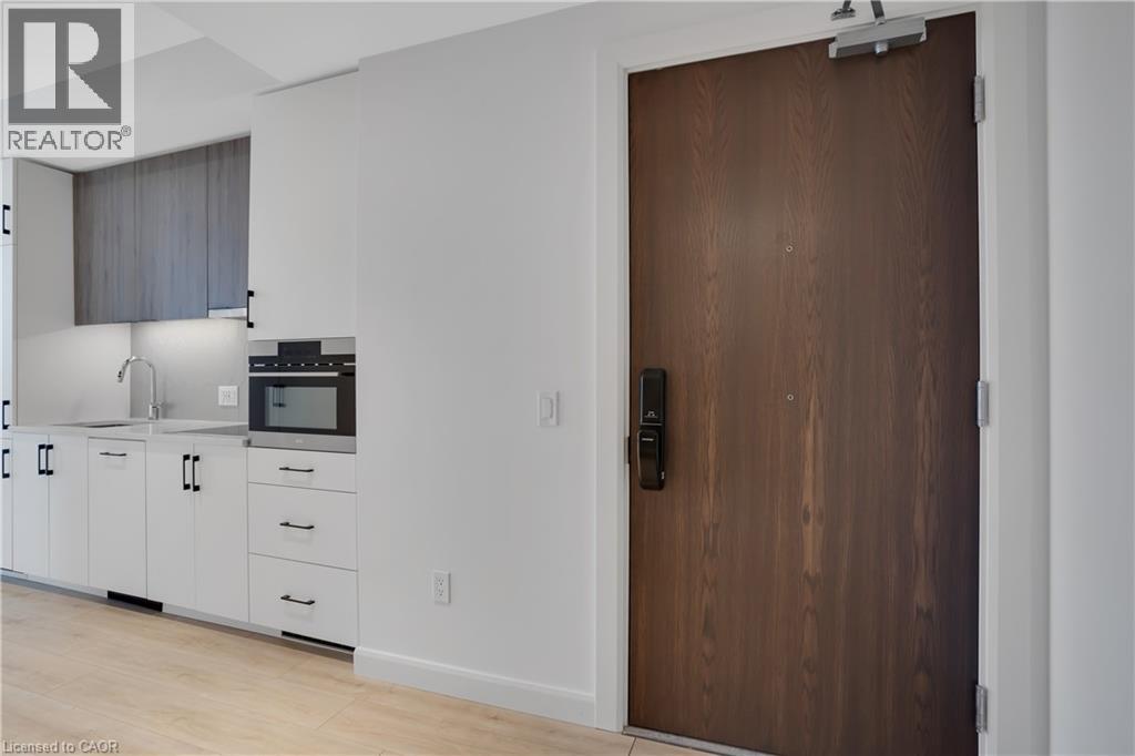 741 KING Street W Unit# 313 thumbnail 9