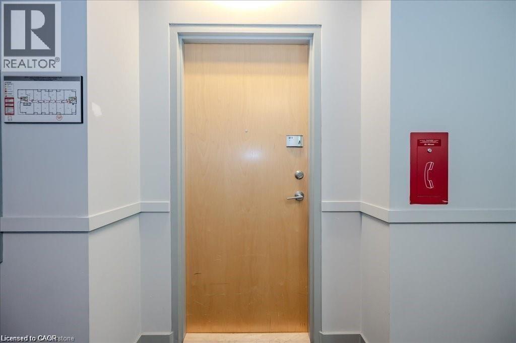 1 VICTORIA Street S Unit# 811 thumbnail 3