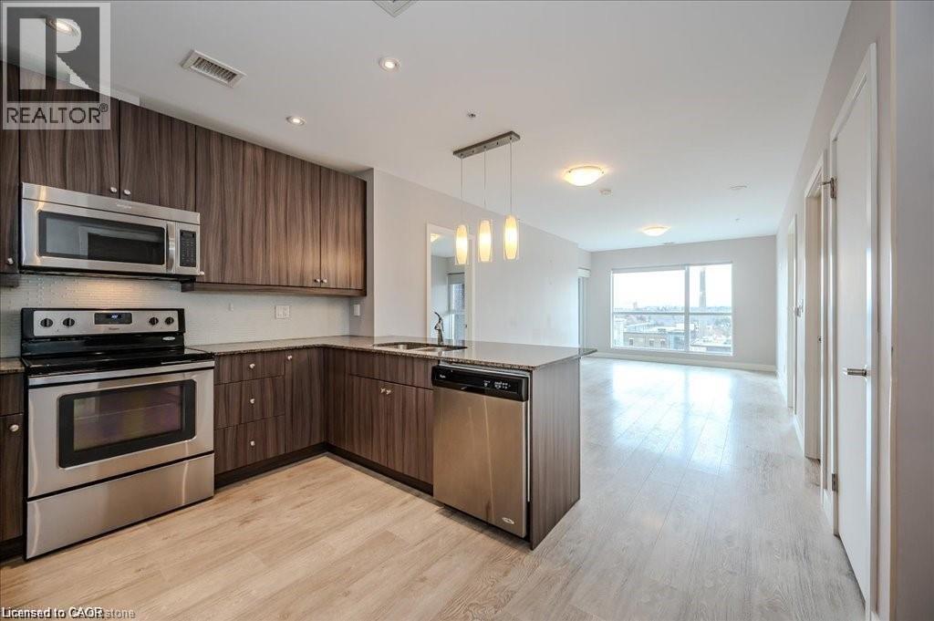 1 VICTORIA Street S Unit# 811 thumbnail 5