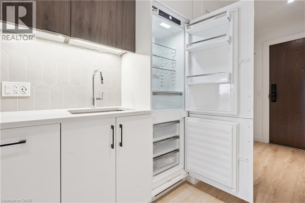 741 KING Street Unit# 304 thumbnail 15