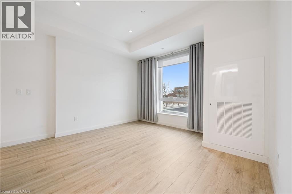 741 KING Street Unit# 304 thumbnail 19