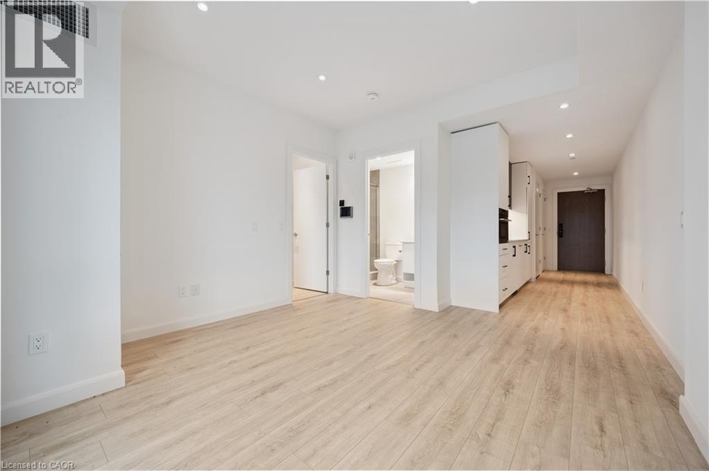 741 KING Street Unit# 304 thumbnail 20