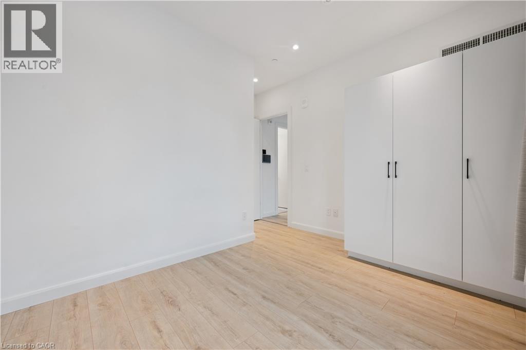 741 KING Street Unit# 304 thumbnail 24