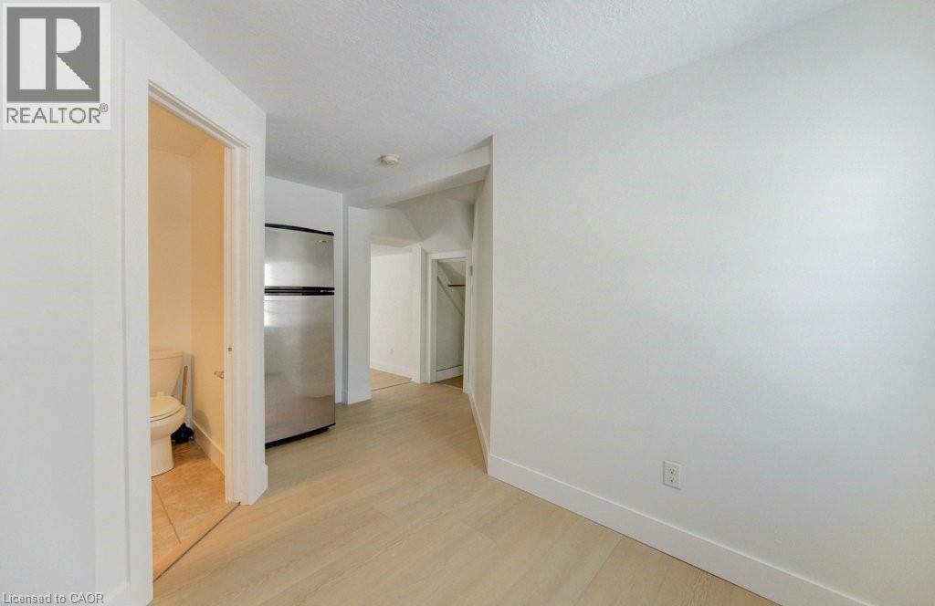 190 LANCASTER Street E thumbnail 23