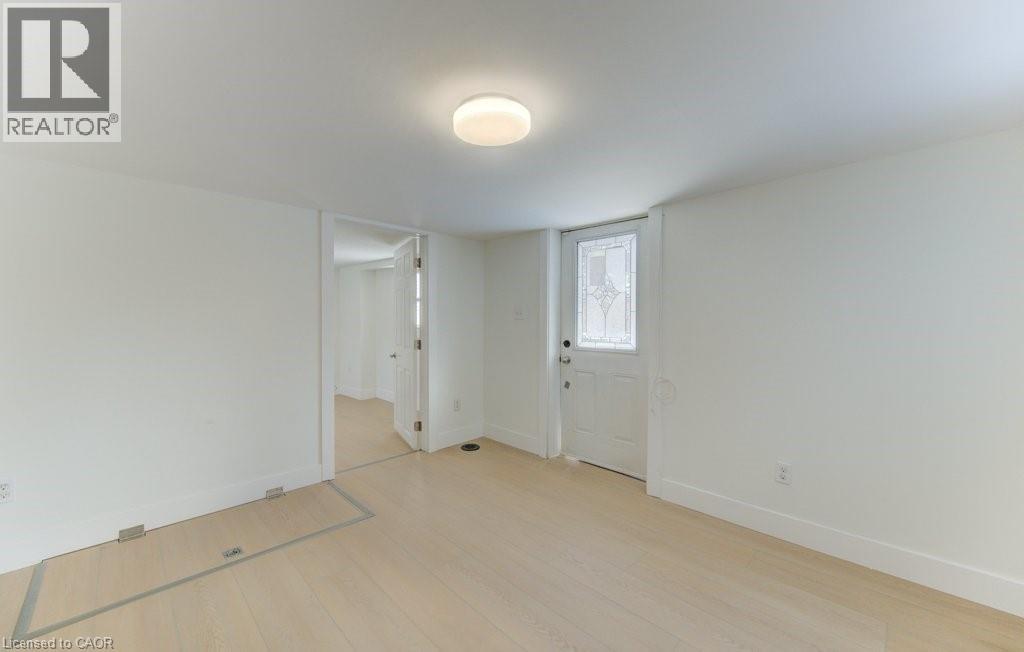 190 LANCASTER Street E thumbnail 16