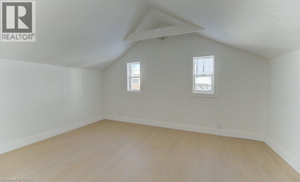 190 LANCASTER Street E thumbnail 12