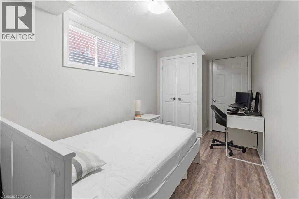 305 SWEET GALE Street thumbnail 35