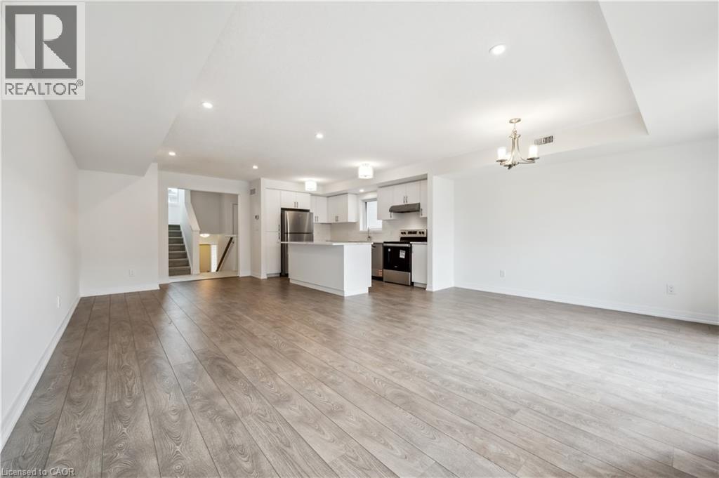 15 STAUFFER WOODS Trail Unit# B8 thumbnail 7