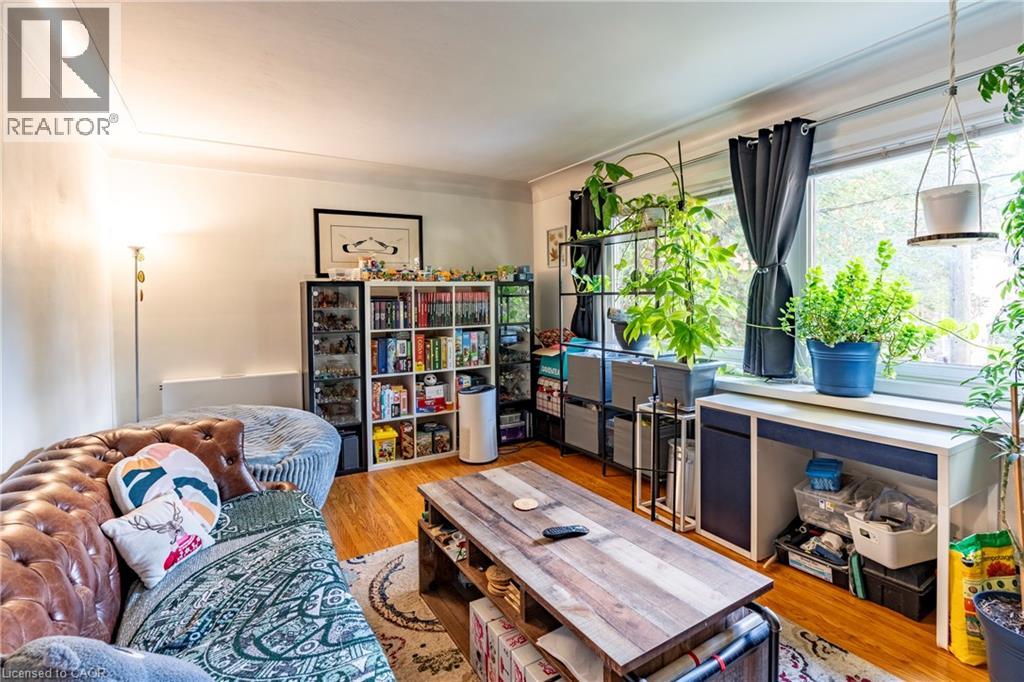 62 MOORE Avenue thumbnail 13