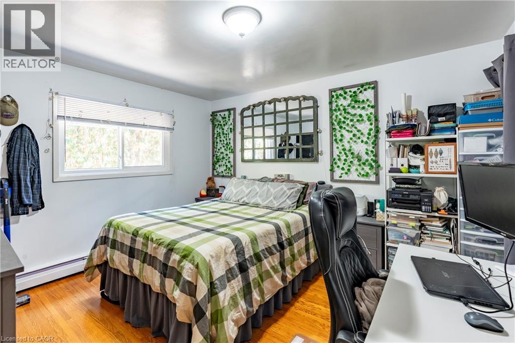 62 MOORE Avenue thumbnail 17