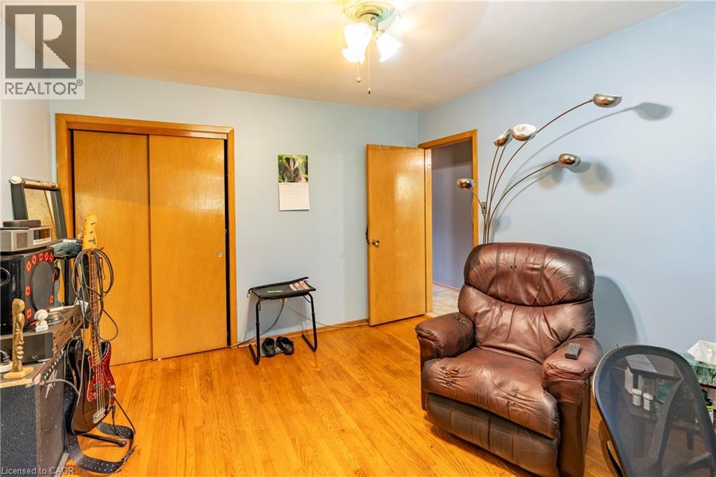 62 MOORE Avenue thumbnail 31