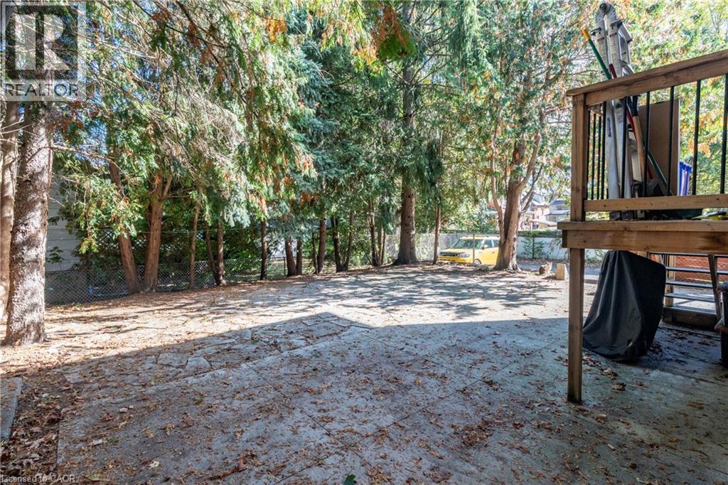 62 MOORE Avenue thumbnail 33