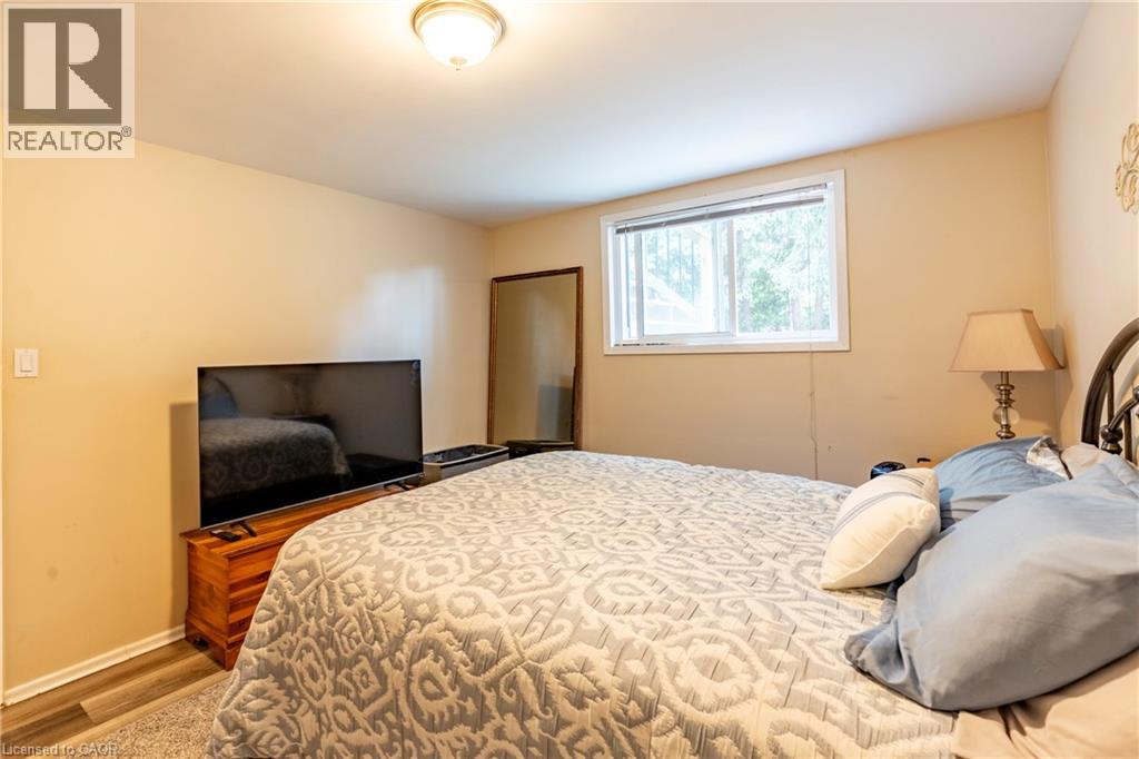 62 MOORE Avenue thumbnail 7