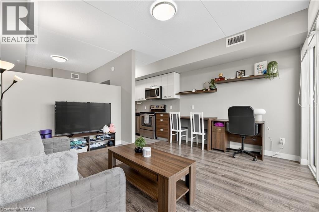 308 LESTER Street Unit# 406 thumbnail 17