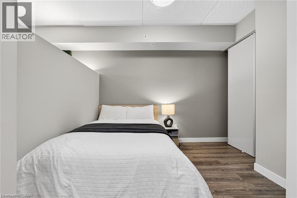 308 LESTER Street Unit# 406 thumbnail 21