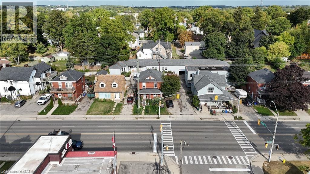 225,229,231 WATER Street N thumbnail 2