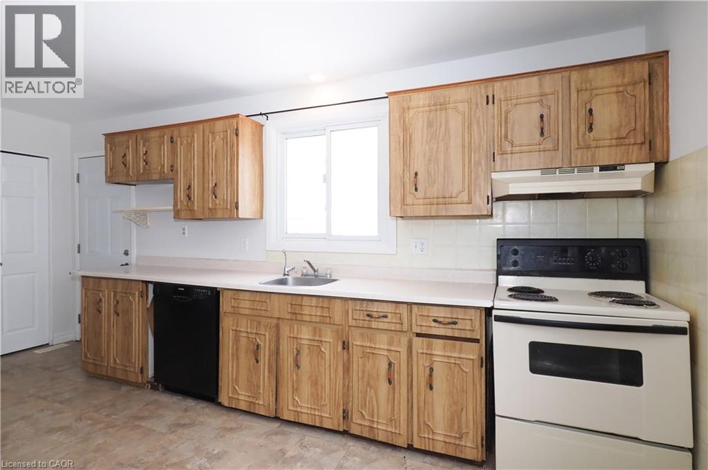 10 BALFOUR Crescent thumbnail 8