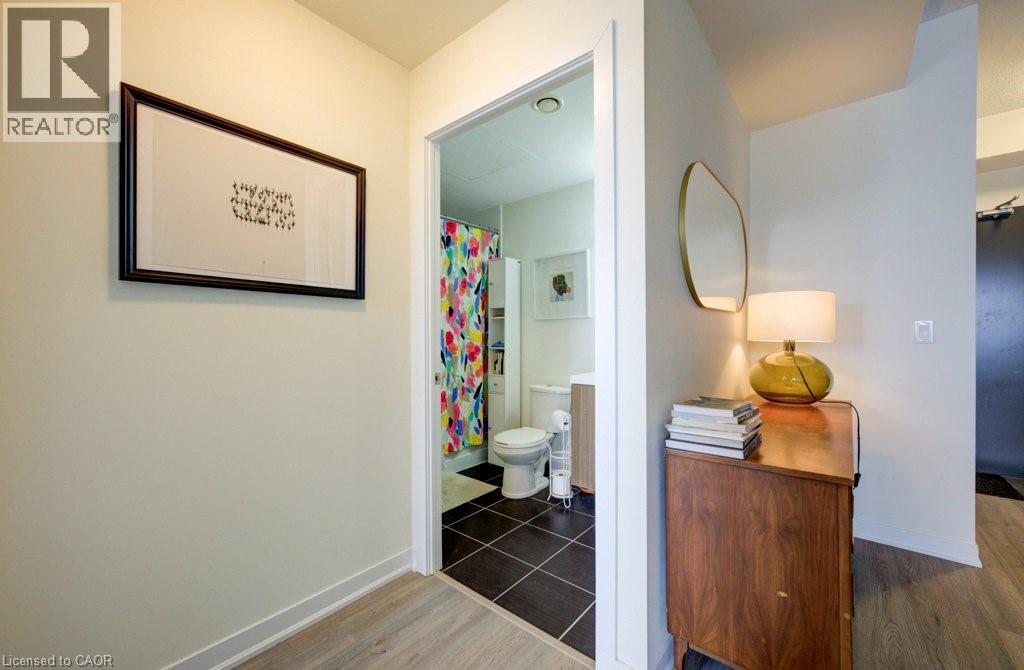 85 DUKE Street W Unit# 1007 thumbnail 23