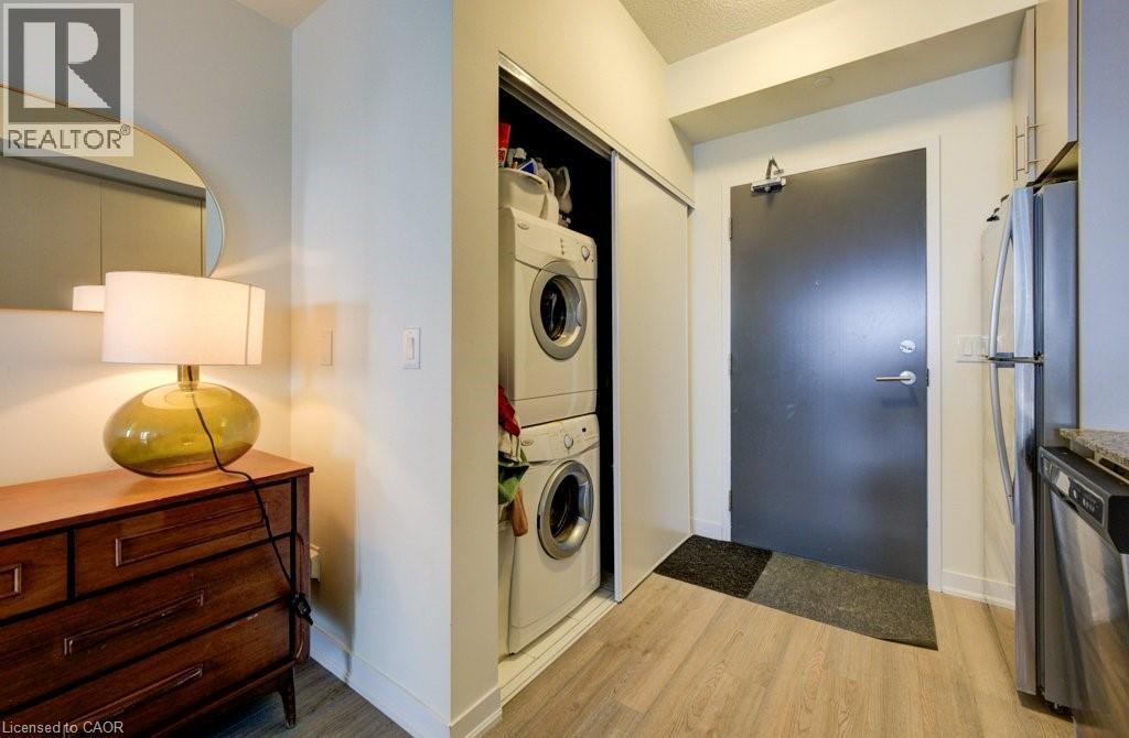 85 DUKE Street W Unit# 1007 thumbnail 32